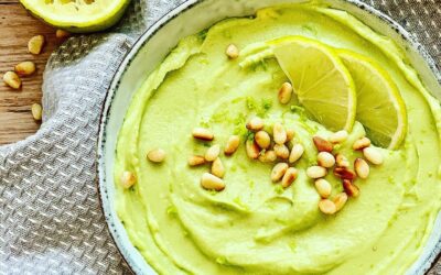 Cremet avocadodressing med hvidløg og citron